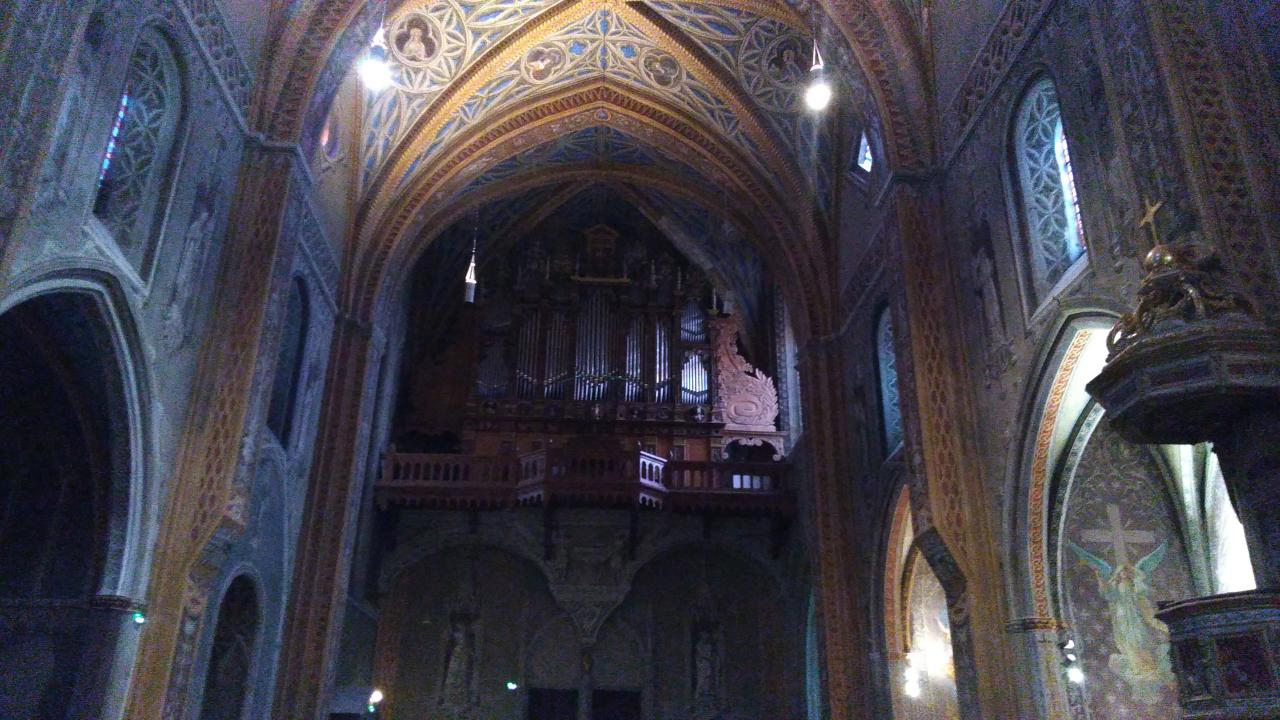interieur cathedrale
